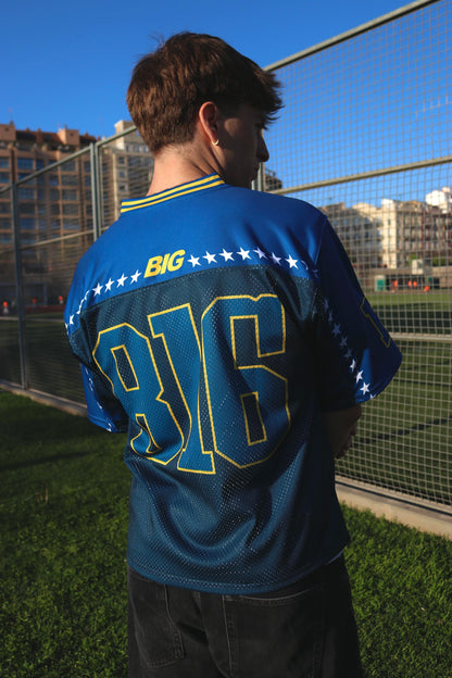 816 TEE 🏈