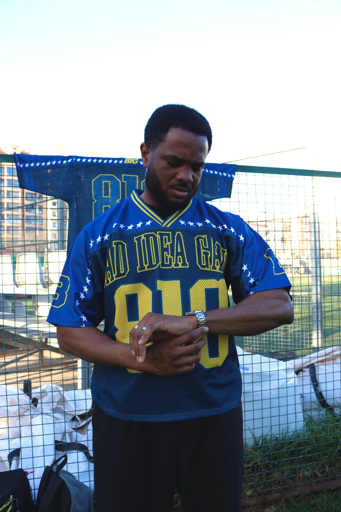 816 TEE 🏈